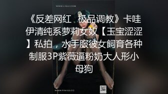 颜值不错的朵朵全程露脸激情大秀，给自己的小奶子丰胸