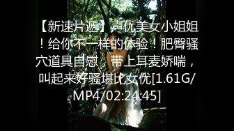 《绝版重磅经典收藏》CP界天花板女厕隔板缝洞中特写偸拍超多小姐姐美少妇方便亮点多靓妹先吐后尿高跟女尿尿还把B掰开 (1)