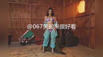 [MP4/ 1.11G] 极品颜值美女小鱼干！外表甜美骚的很！脱光光炮友玩穴，侧入抽插无毛小穴