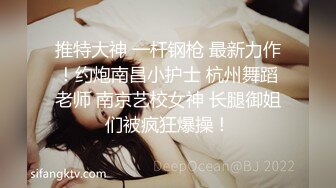 新流出夜总会女厕偷拍小姐尿尿 戴帽子的美眉+貌美高跟御姐撩人美鲍等多人